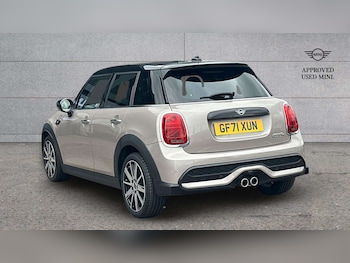 Used MINI Hatch 2021 for sale - 76316157: Photo 2