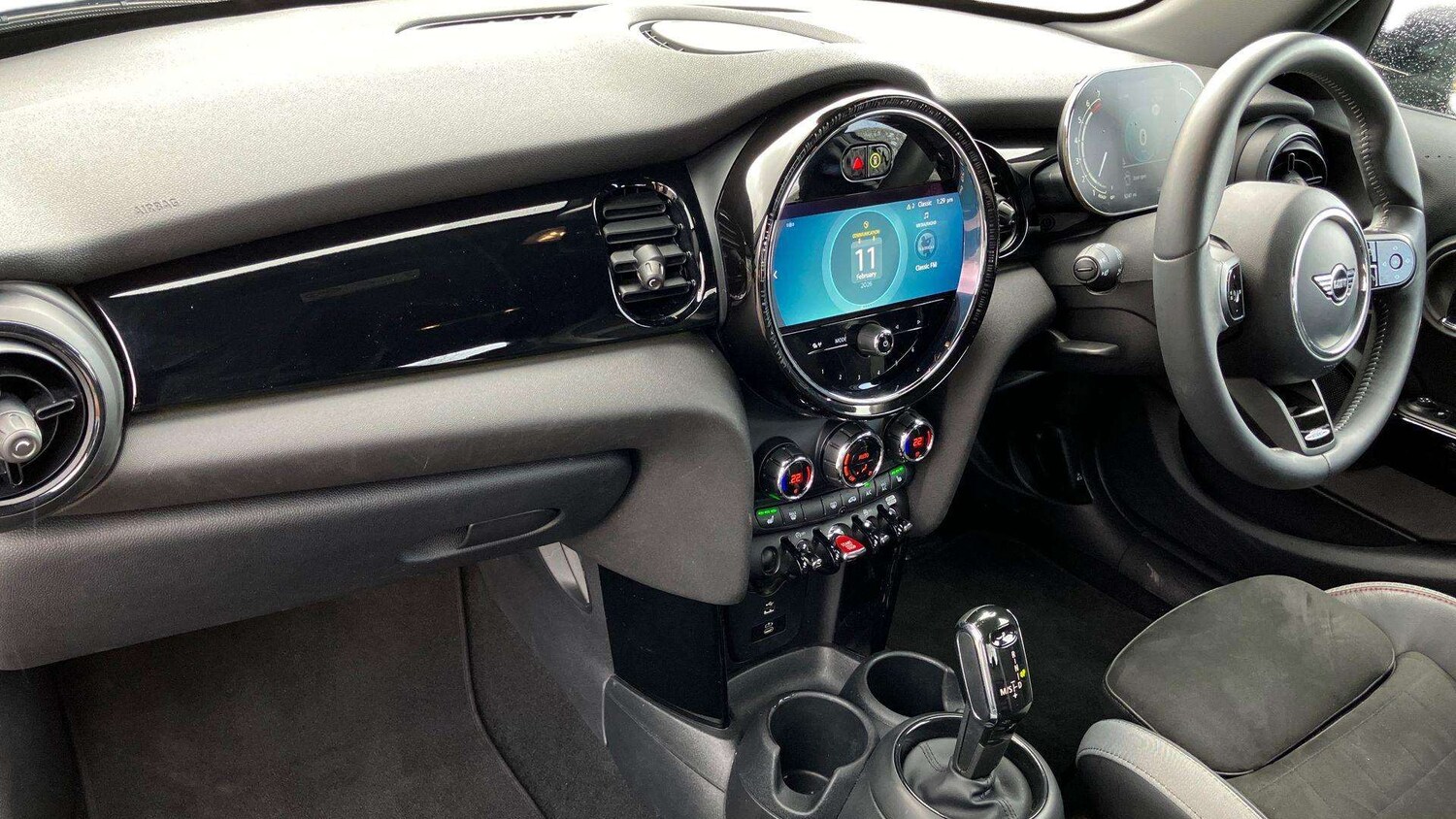 Used MINI Hatch 2023 for sale - 77540628: Photo 9