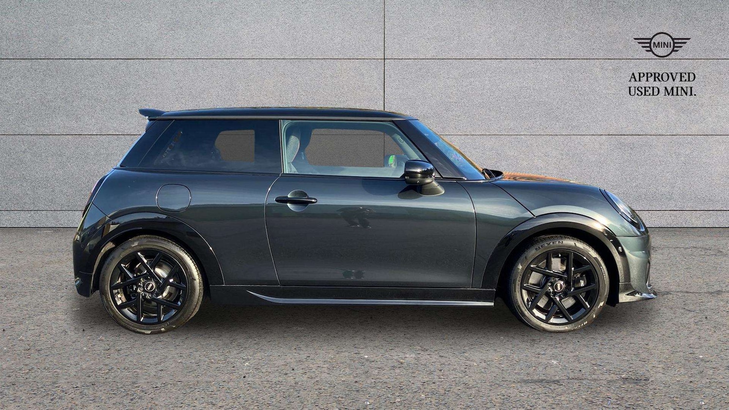 Used MINI Cooper 2025 for sale - 76475889: Photo 4