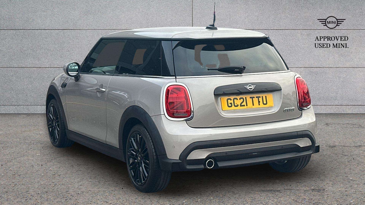 Used MINI Hatch 2021 for sale - 76218260: Photo 2