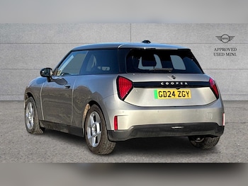 Used MINI Cooper 2024 for sale - 73341718: Photo