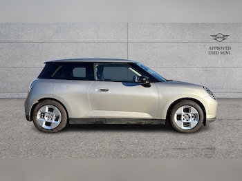 Used MINI Cooper 2024 for sale - 73341718: Photo