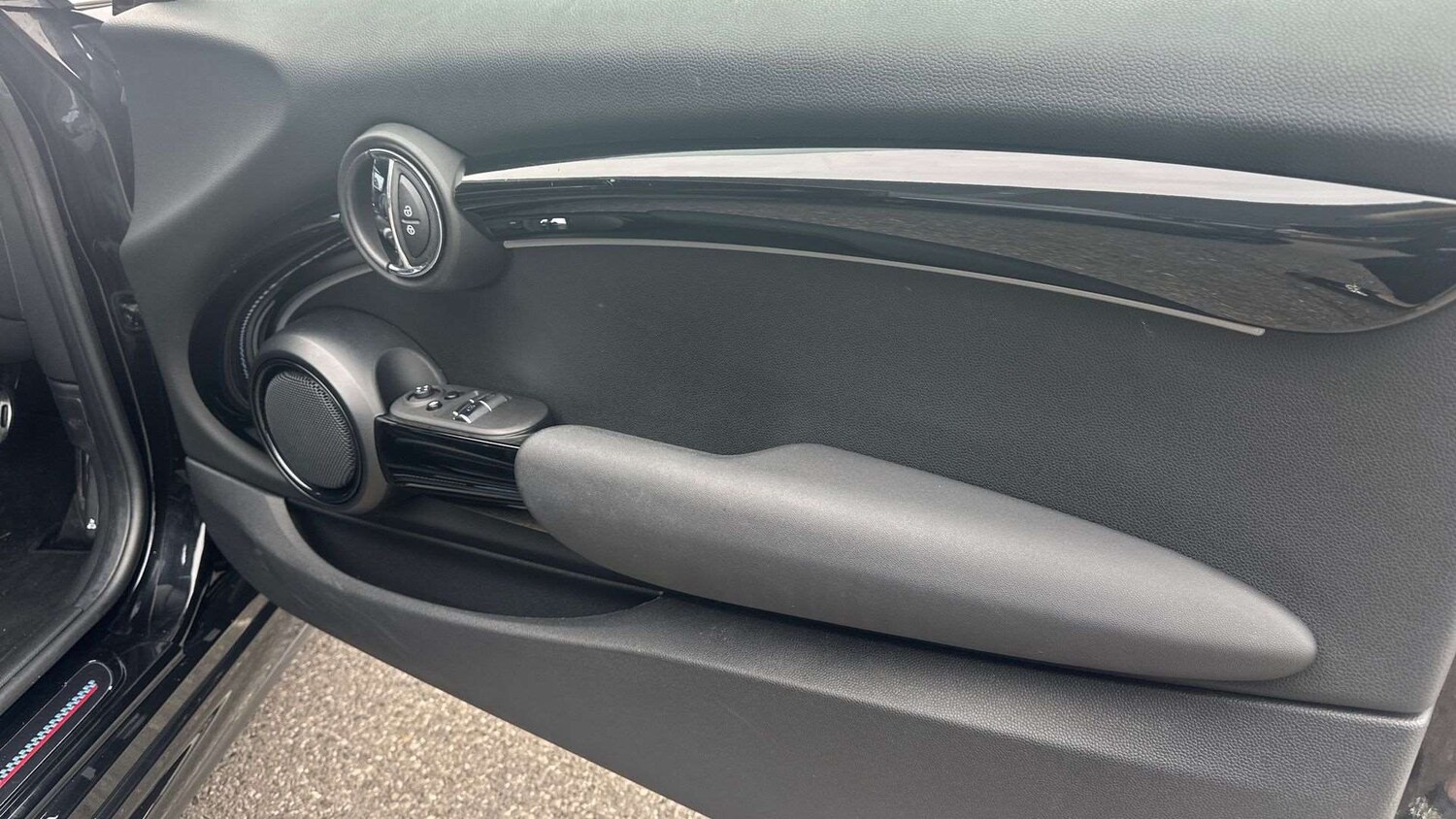 Used MINI Hatch 2022 for sale - 76316163: Photo 27