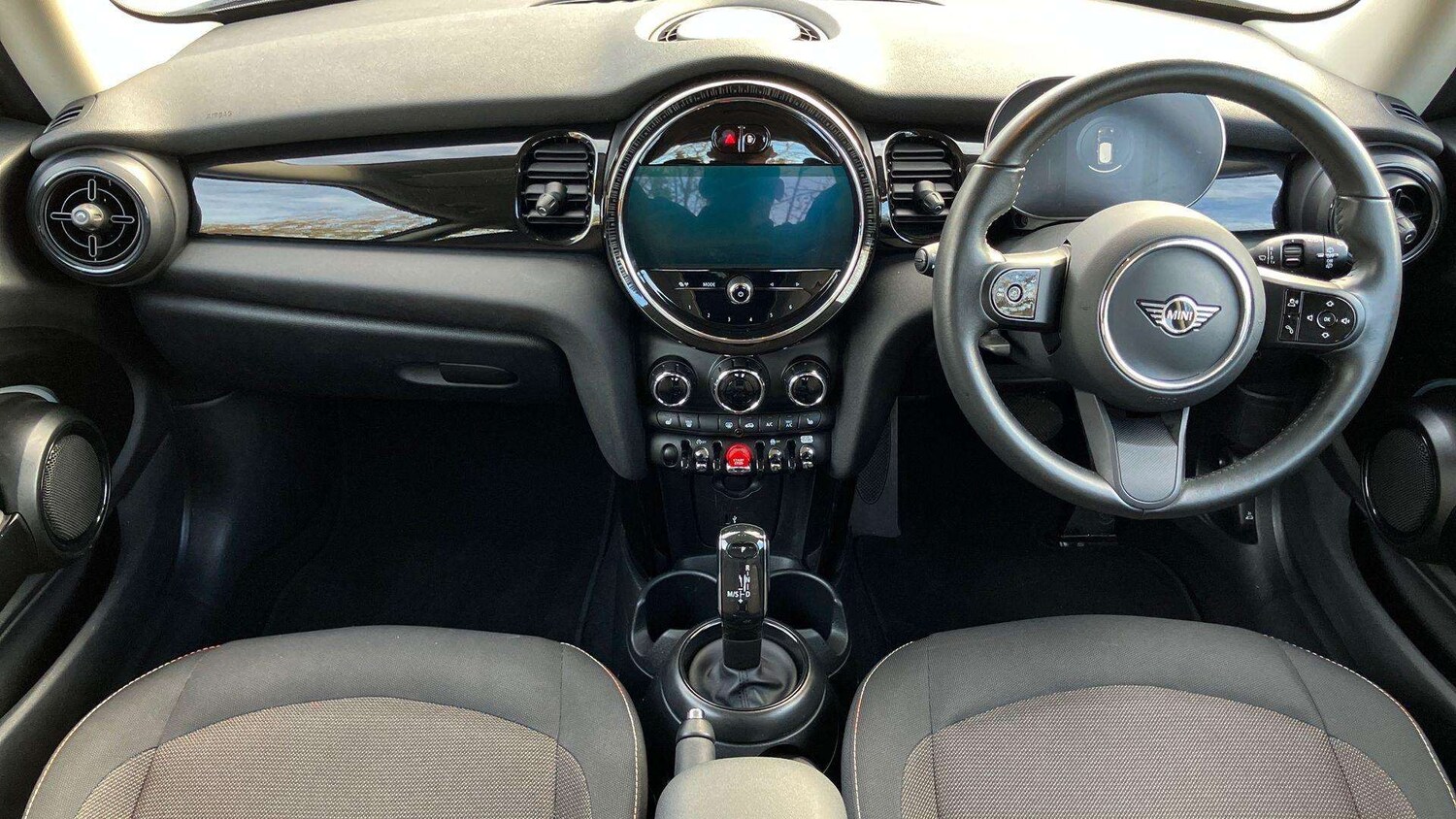 Used MINI Hatch 2023 for sale - 77527101: Photo 6