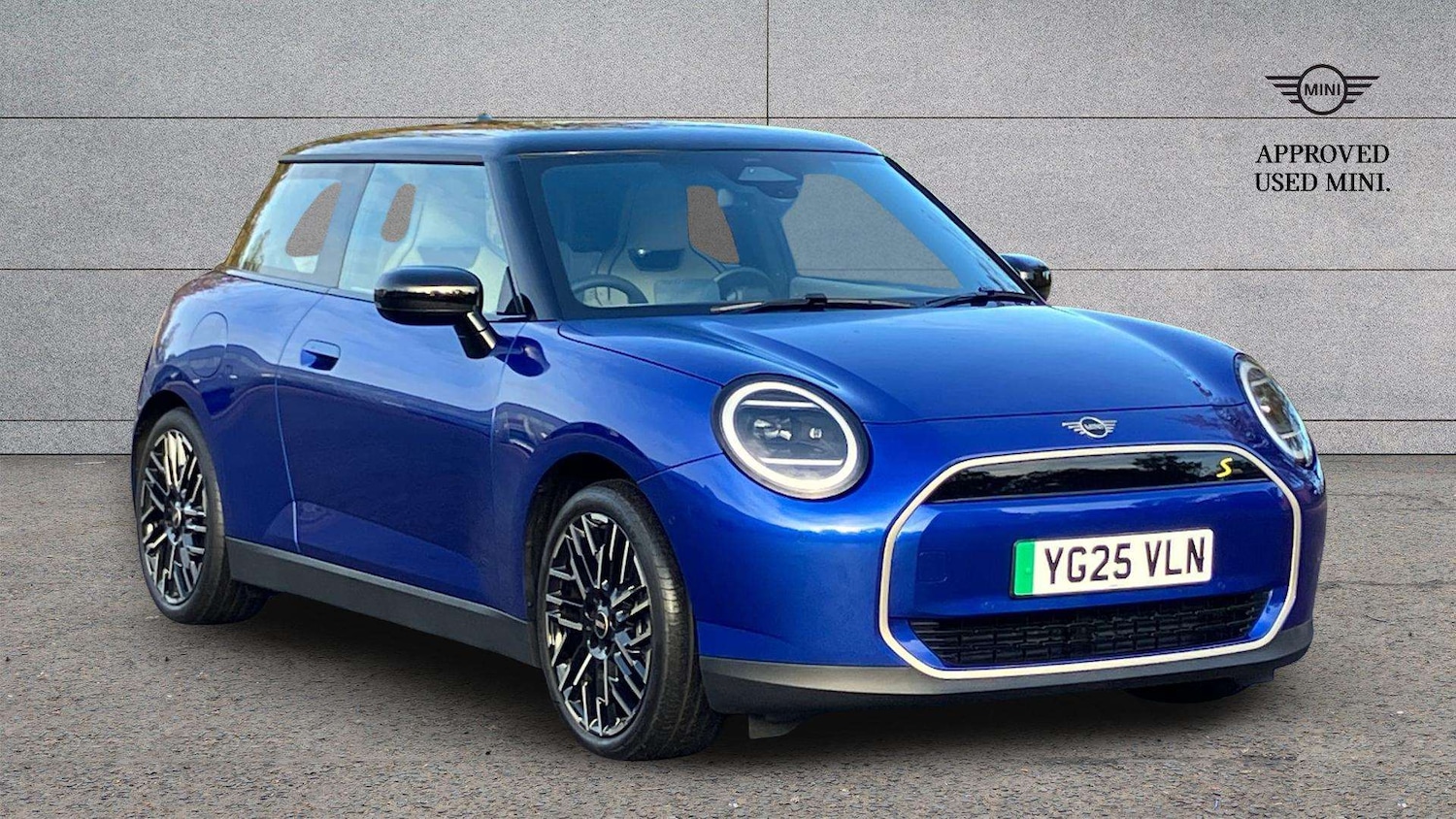Used MINI Cooper 2025 for sale - 76475961: Photo 1