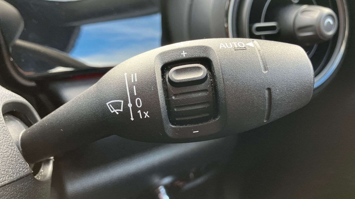 Used MINI Convertible 2022 for sale - 77527058: Photo 30