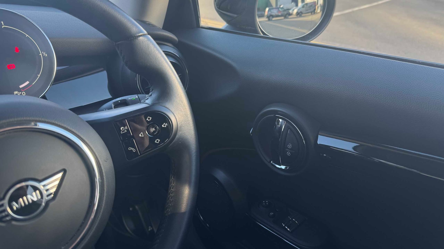 Used MINI Hatch 2023 for sale - 77960774: Photo 17