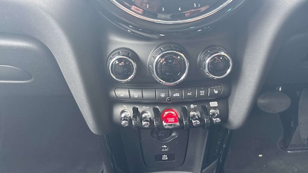 Used MINI Hatch 2022 for sale - 76286373: Photo 10