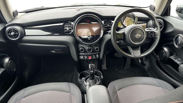 Used MINI Hatch 2022 for sale - 76286373: Photo 6