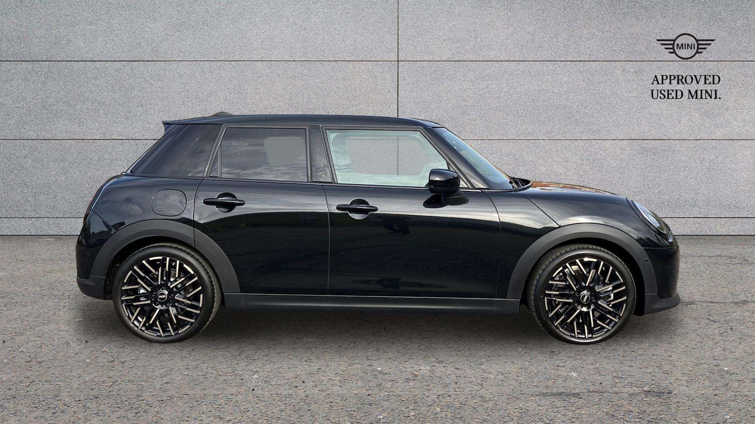 Used MINI Cooper 2025 for sale - 76475813: Photo 4