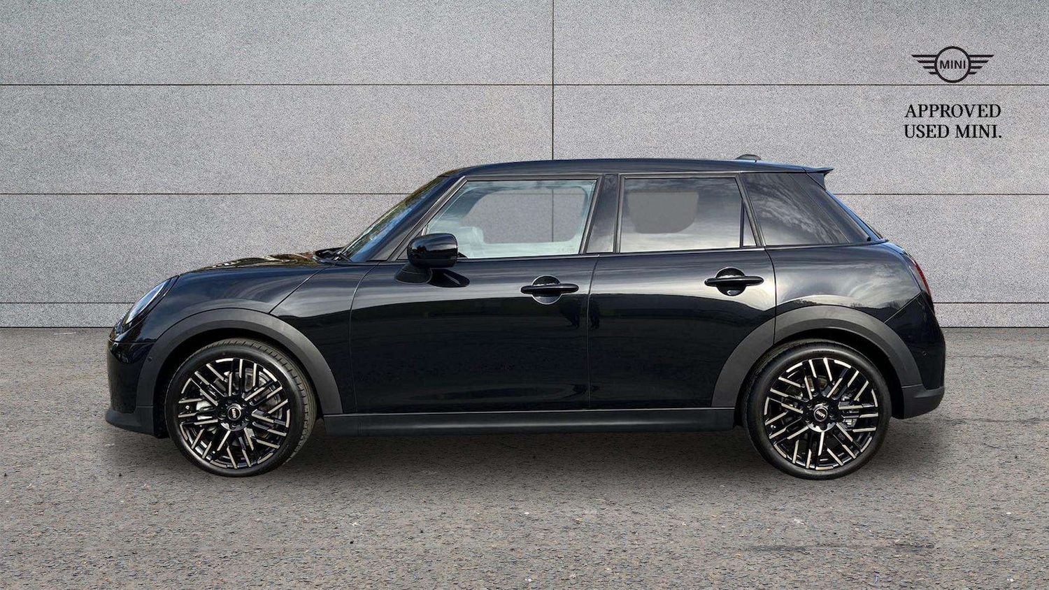 Used MINI Cooper 2025 for sale - 76475813: Photo 5