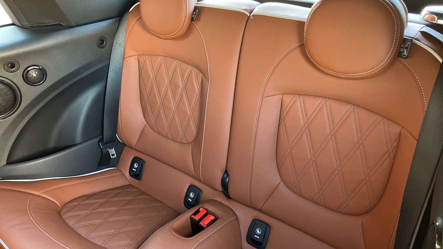 Used MINI Convertible 2021 for sale - 76804858: Photo 14