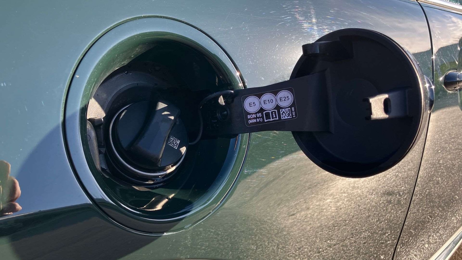 Used MINI Convertible 2021 for sale - 76804858: Photo 25