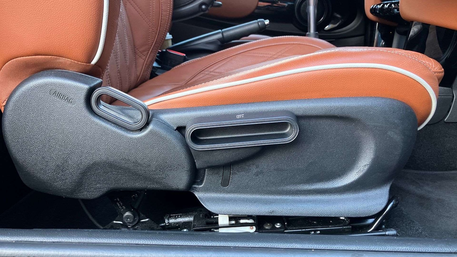 Used MINI Convertible 2021 for sale - 76804858: Photo 28