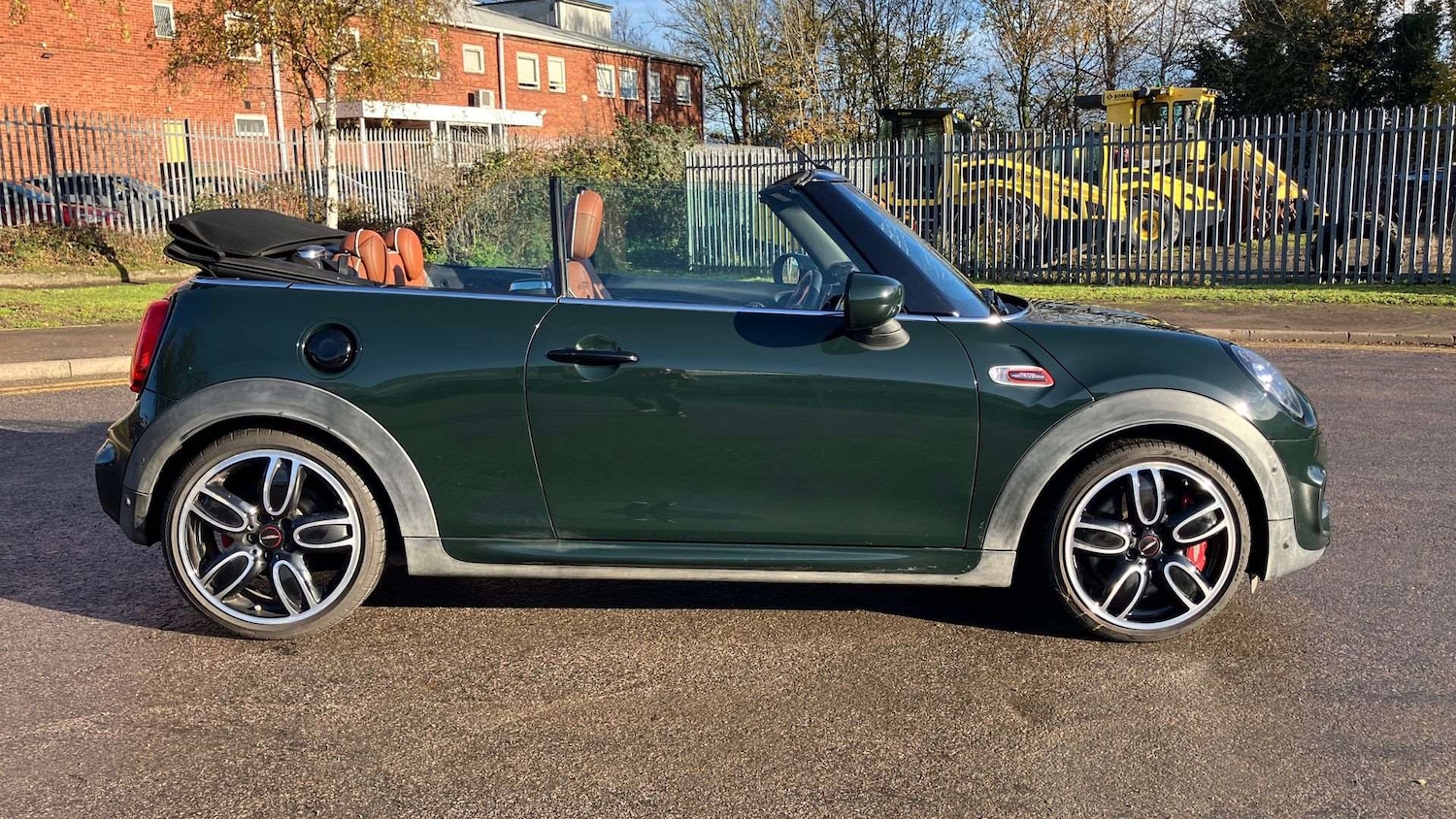 Used MINI Convertible 2021 for sale - 76804858: Photo 35