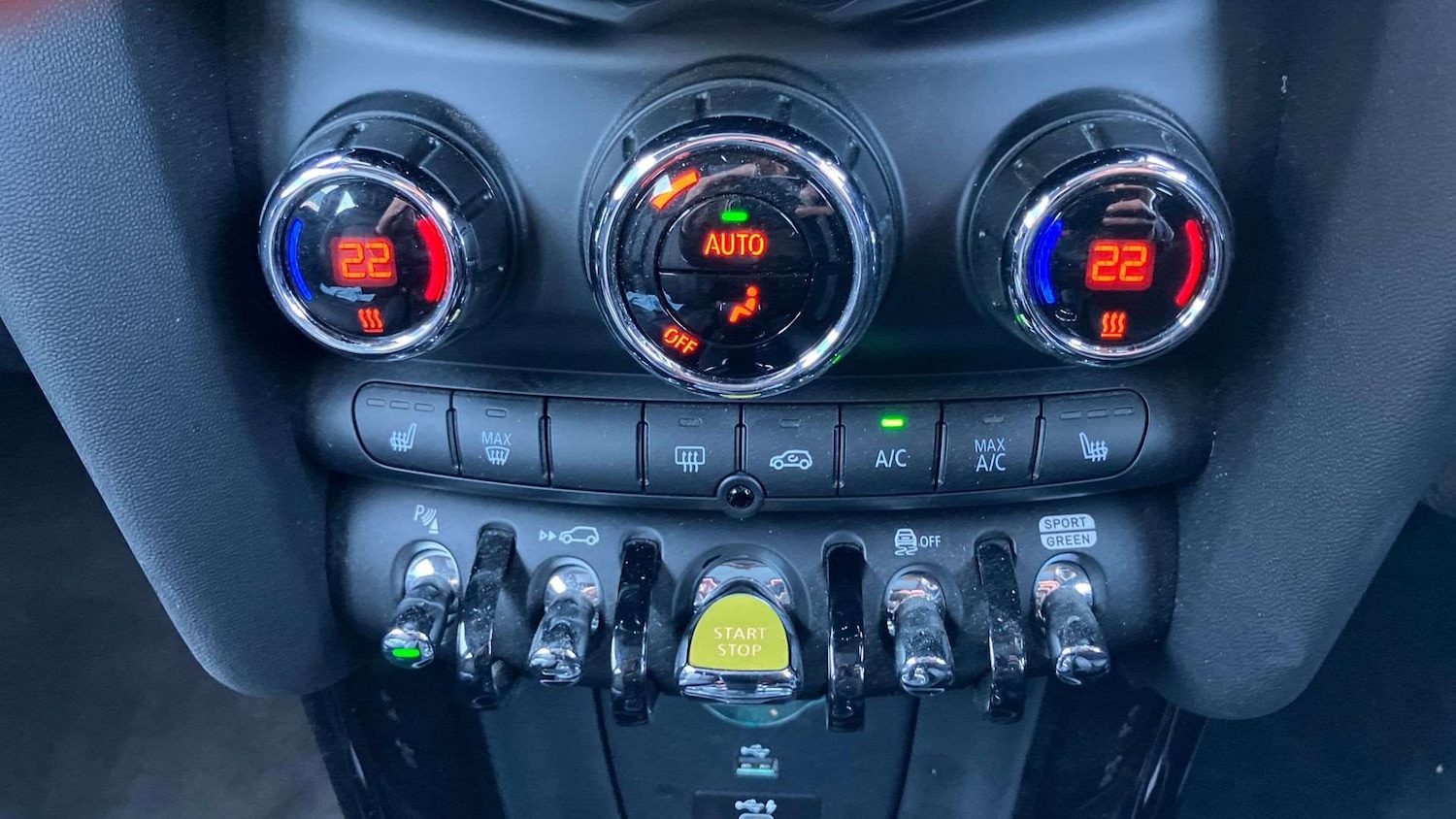 Used MINI Hatch 2020 for sale - 76373695: Photo 34