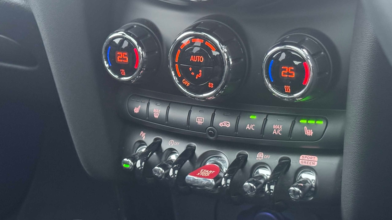 Used MINI Hatch 2024 for sale - 77257212: Photo 29