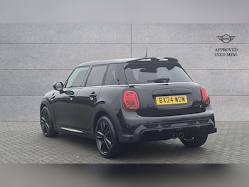 Used MINI Hatch 2024 for sale - 77257212: Photo