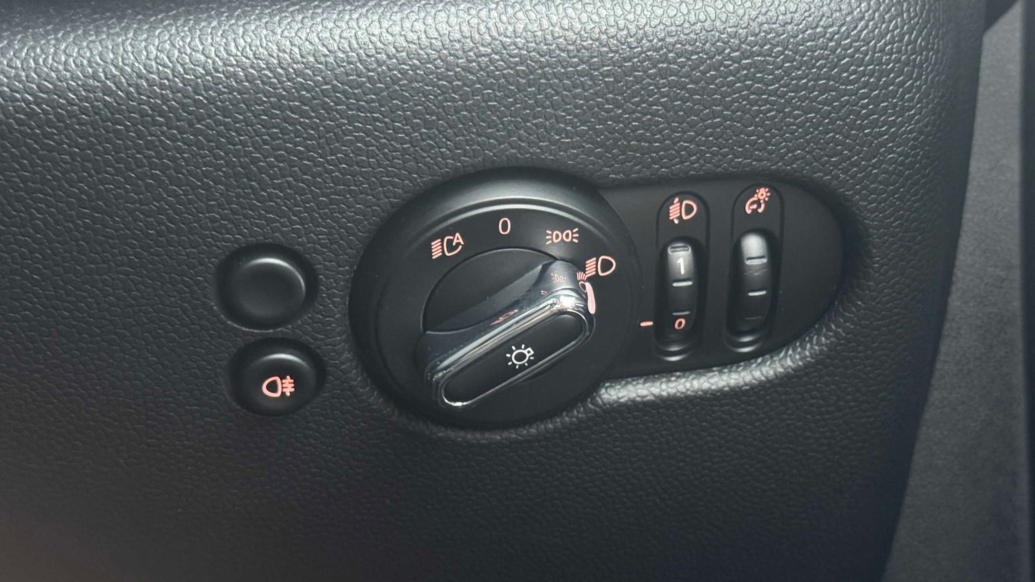 Used MINI Hatch 2024 for sale - 77257212: Photo 32