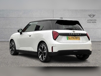 Used MINI Cooper 2024 for sale - 74633885: Photo