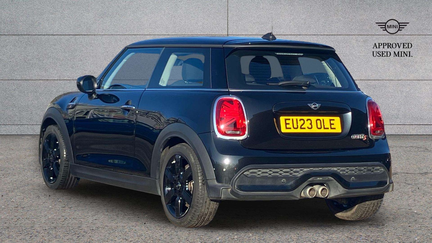 Used MINI Cooper 2023 for sale - 76624697: Photo 2