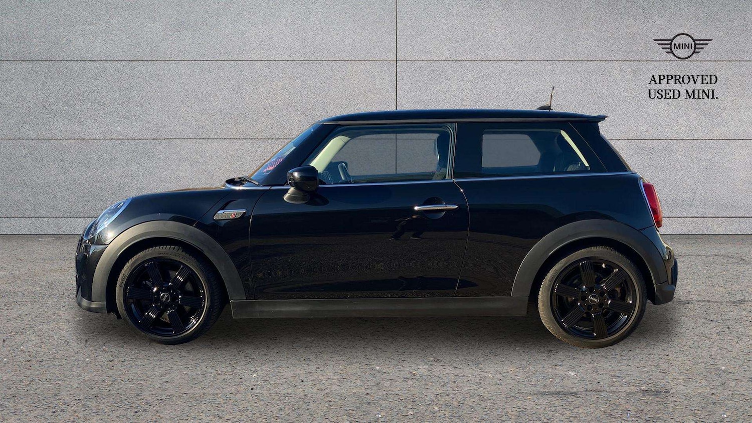 Used MINI Cooper 2023 for sale - 76624697: Photo 5
