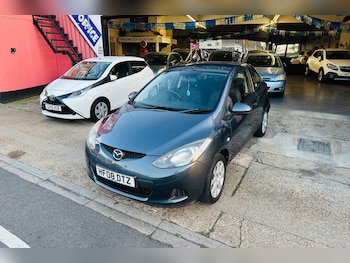 Used Mazda Mazda2 2010 for sale - 78871111: Photo