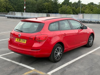 Used Vauxhall Astra 2011 for sale - 79184947: Photo