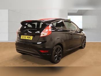 Used Ford Fiesta 2016 for sale - 79680705: Photo