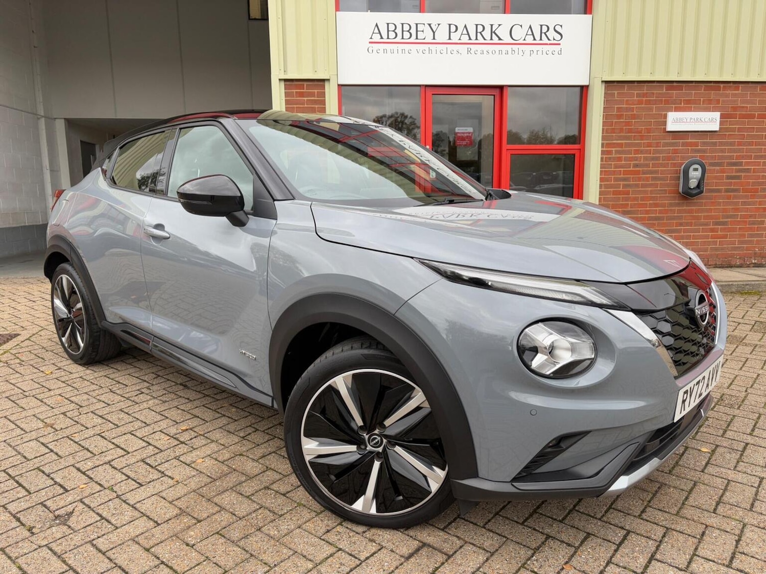 Used Nissan Juke 2023 for sale - 76397120: Photo 1