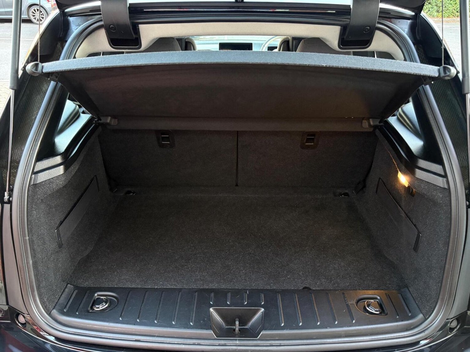 Used BMW i3 2017 for sale - 76643360: Photo 33