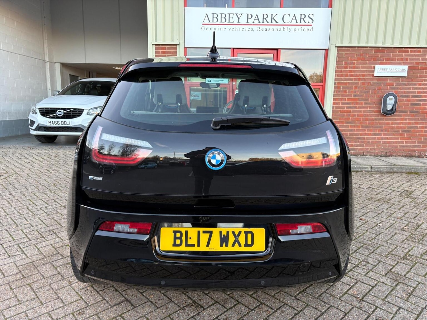 Used BMW i3 2017 for sale - 76643360: Photo 6
