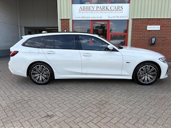 Used BMW 3 Series 2022 for sale - 76107364: Photo