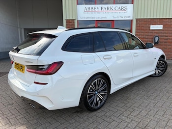 Used BMW 3 Series 2022 for sale - 76107364: Photo