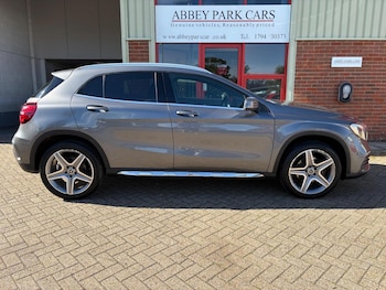 Used Mercedes-Benz GLA 2017 for sale - 76107240: Photo