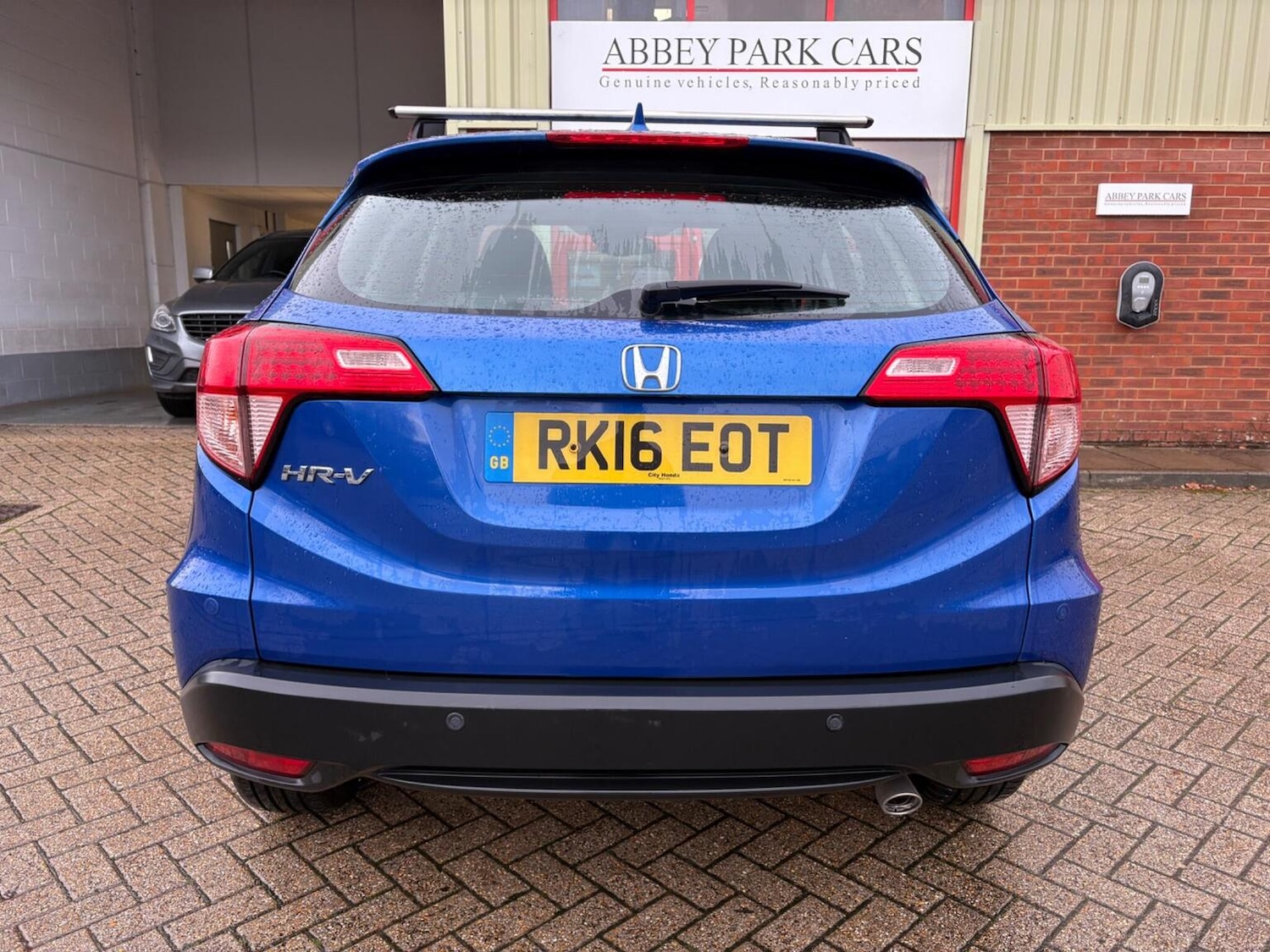 Used Honda HR-V 2016 for sale - 76547893: Photo 5