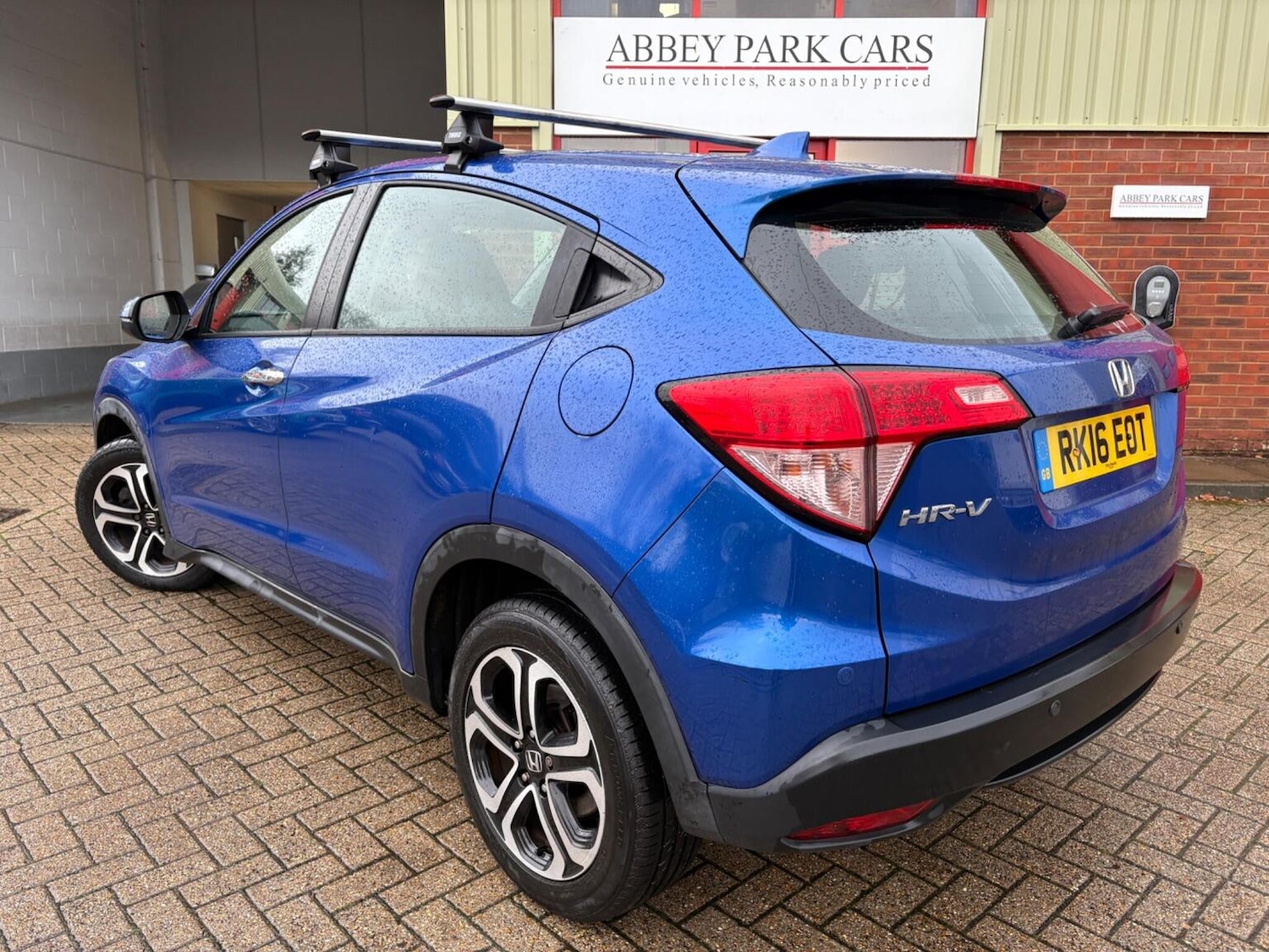Used Honda HR-V 2016 for sale - 76547893: Photo 6