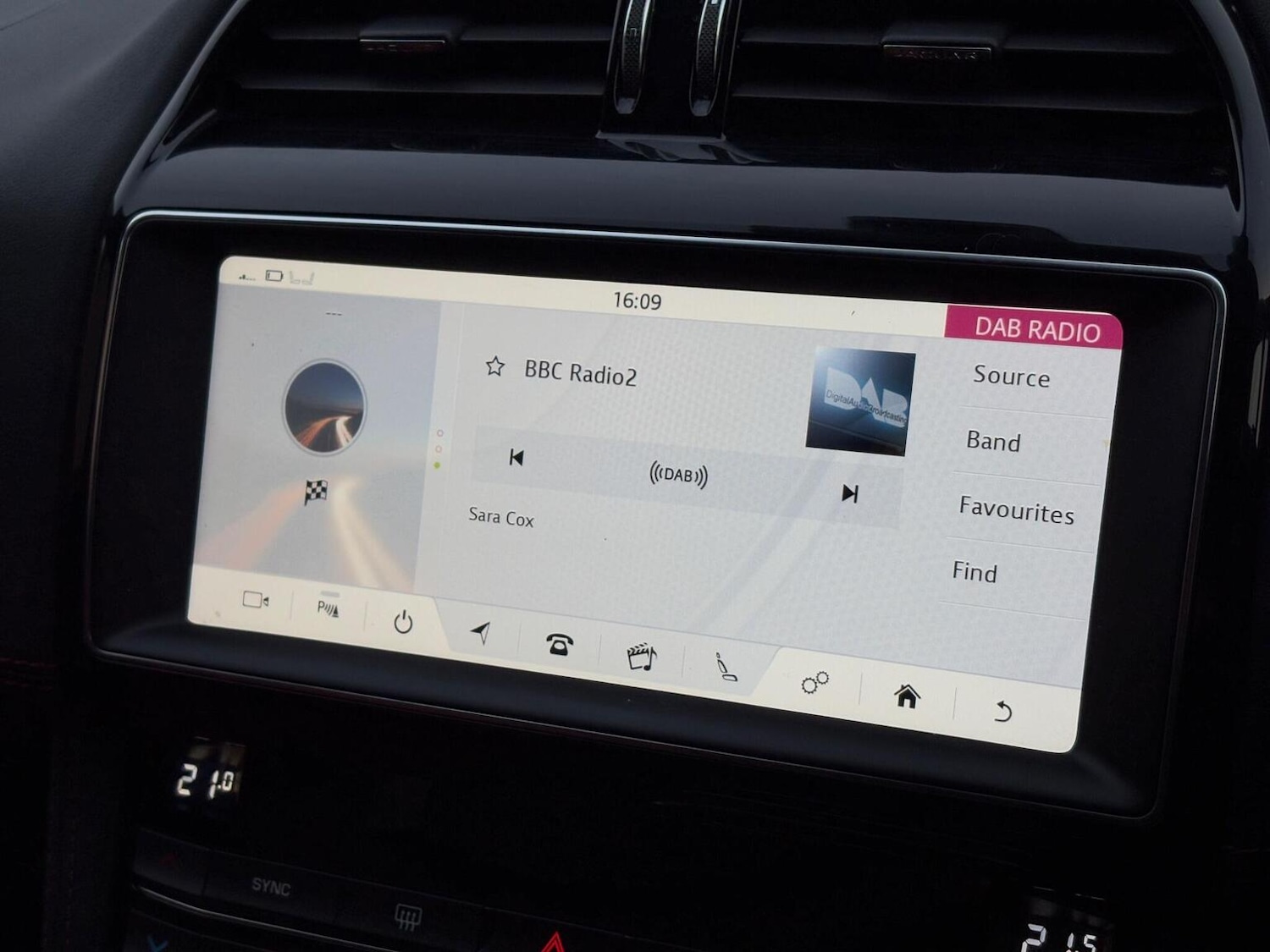 Used Jaguar F-Pace 2020 for sale - 76407587: Photo 24