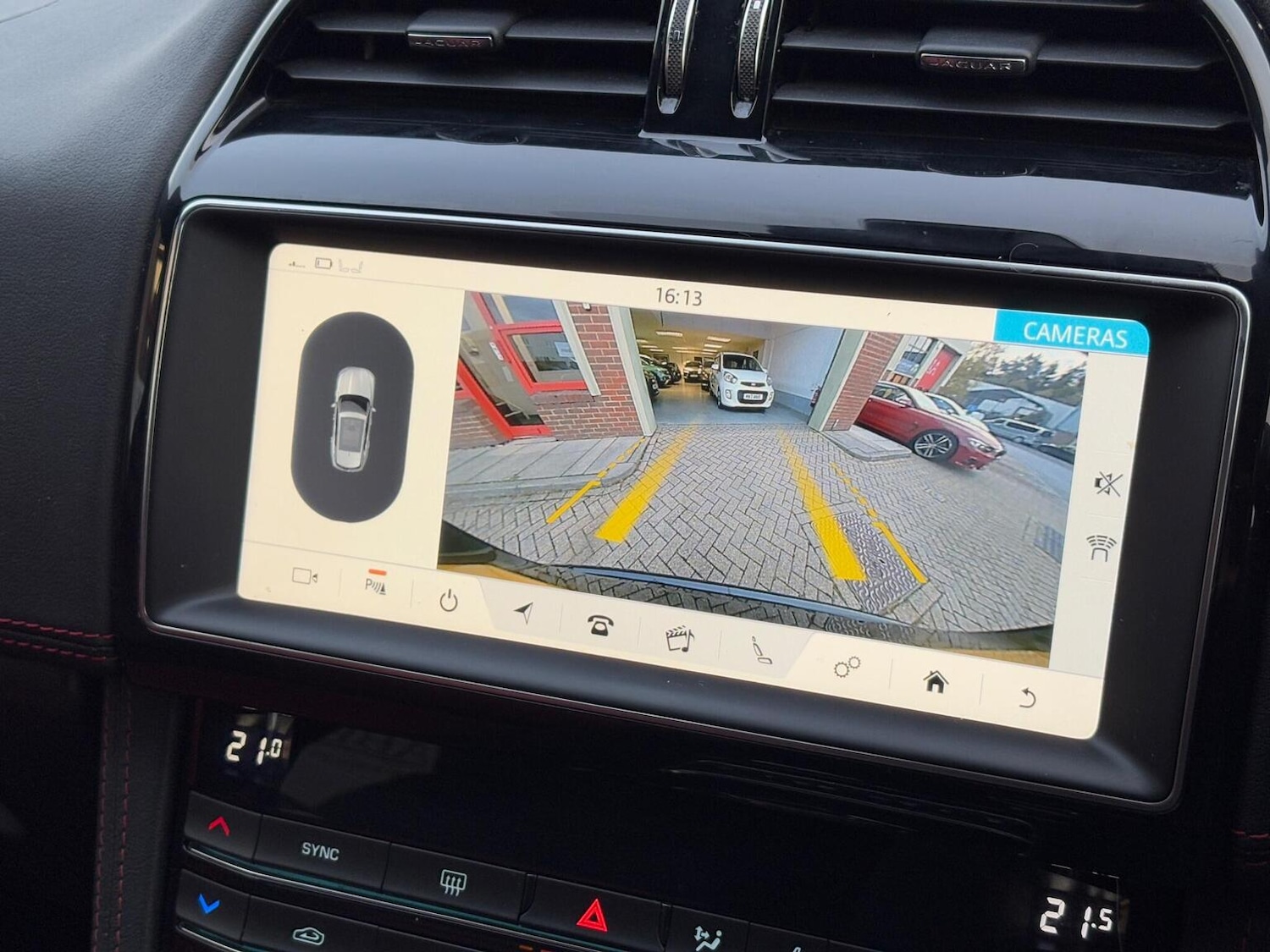 Used Jaguar F-Pace 2020 for sale - 76407587: Photo 30