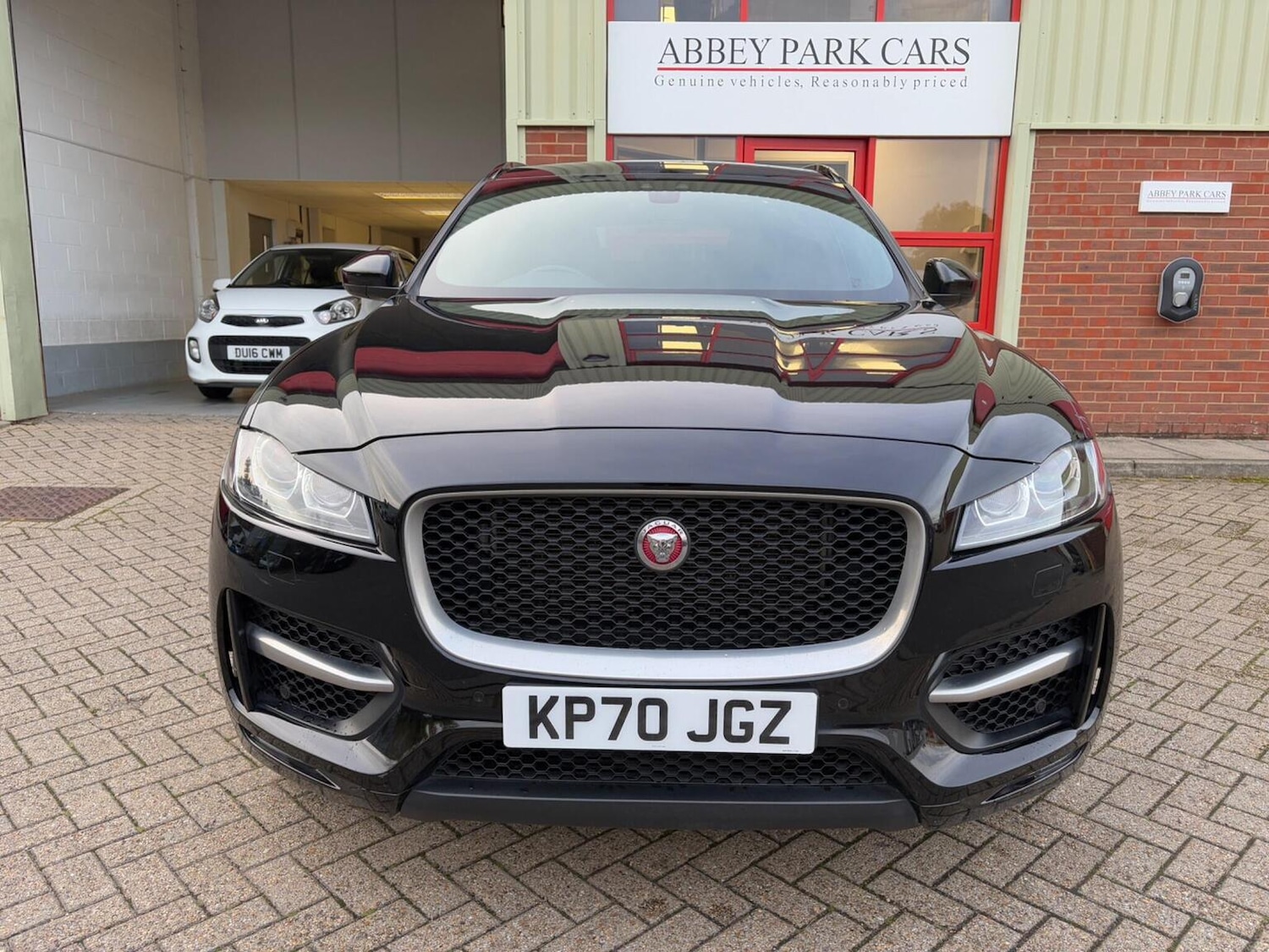 Used Jaguar F-Pace 2020 for sale - 76407587: Photo 8