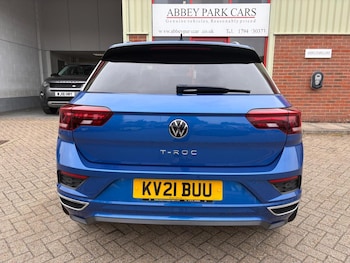 Used Volkswagen T-Roc 2021 for sale - 76107330: Photo
