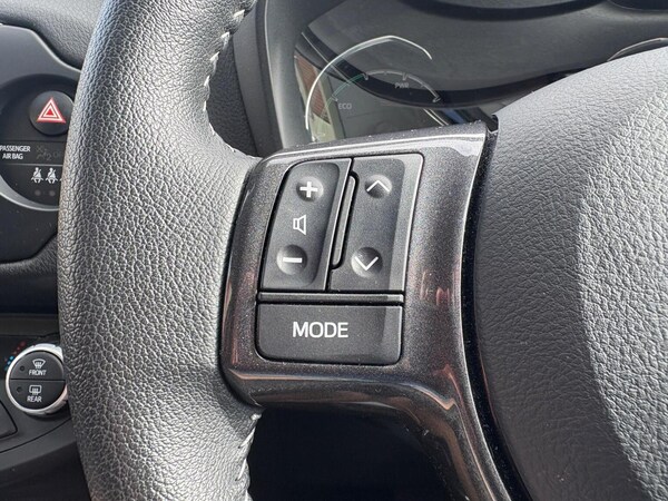 Used Toyota Yaris 2020 for sale - 76211853: Photo 32