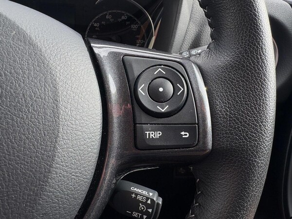 Used Toyota Yaris 2020 for sale - 76211853: Photo 33
