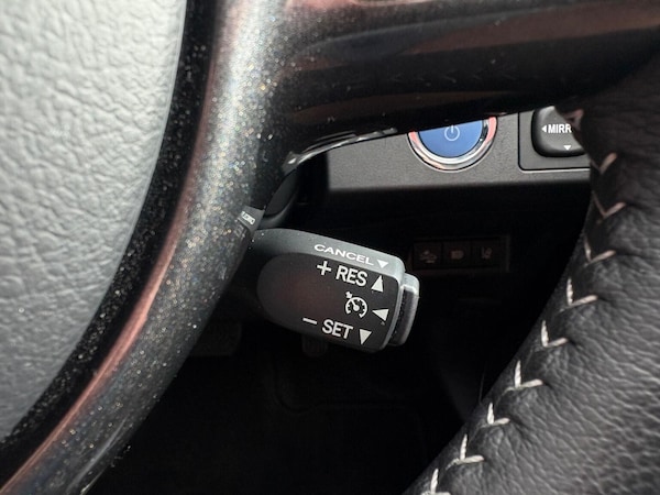 Used Toyota Yaris 2020 for sale - 76211853: Photo 34