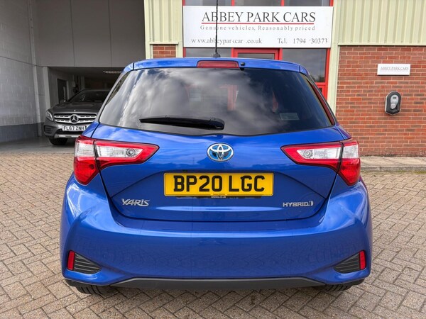 Used Toyota Yaris 2020 for sale - 76211853: Photo 4