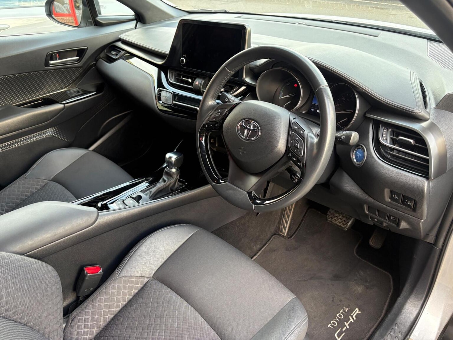 Used Toyota C-HR 2022 for sale - 76536836: Photo 11