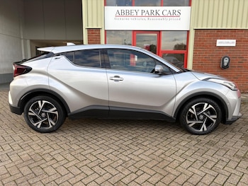 Used Toyota C-HR 2022 for sale - 76536836: Photo