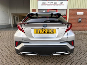 Used Toyota C-HR 2022 for sale - 76536836: Photo