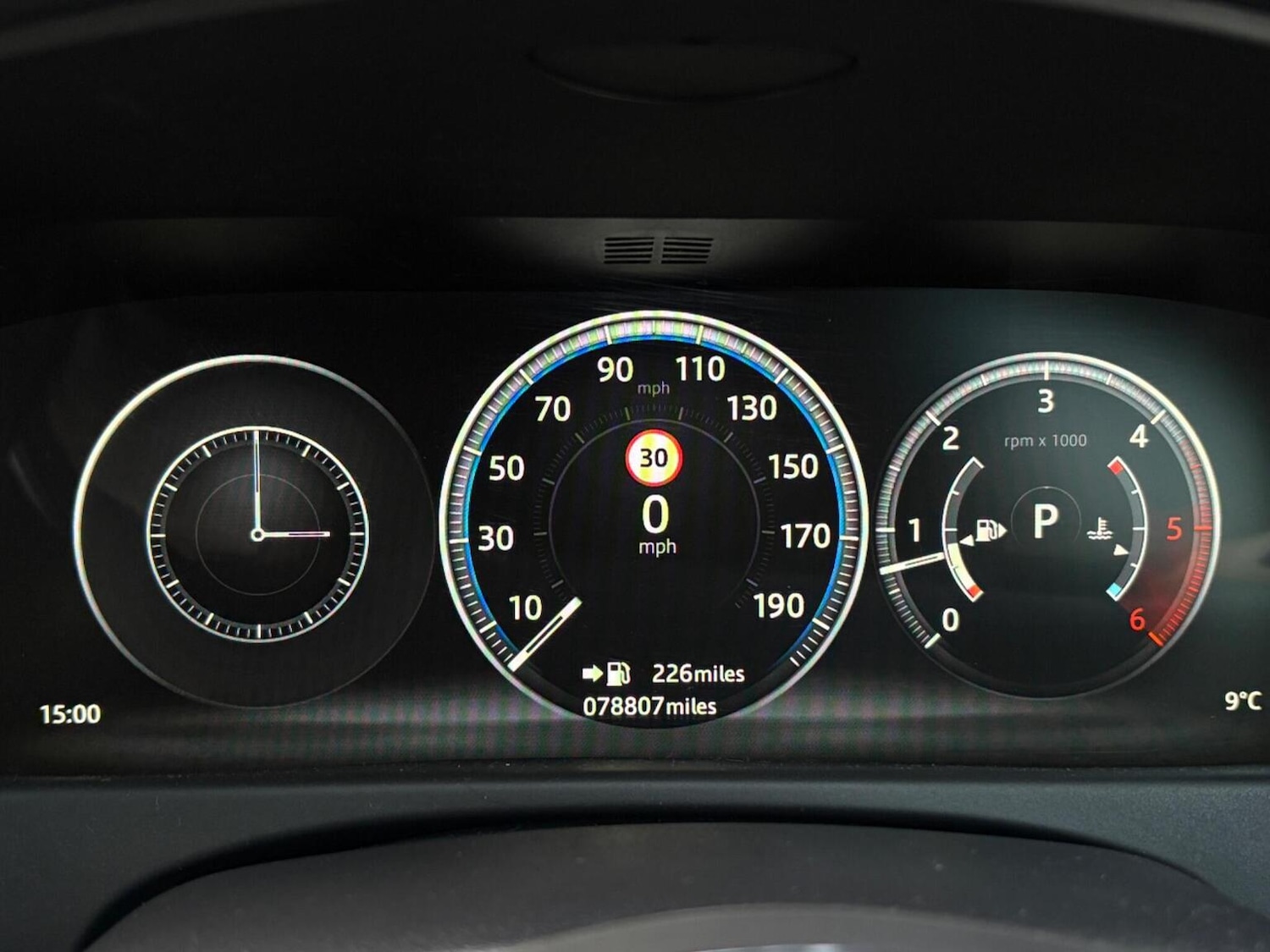 Used Jaguar XF 2016 for sale - 76712454: Photo 24