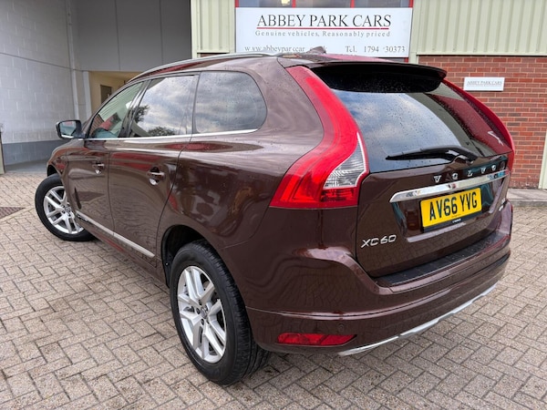 Used Volvo XC60 2017 for sale - 76305654: Photo 5